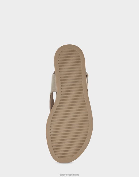 Frauen Aerosoles Flache Sandale aus goldfarbenem Kunstleder 20T68471